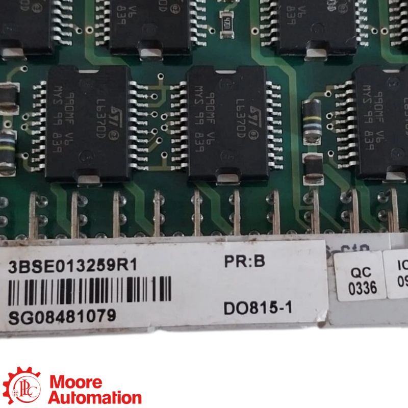 Módulo de salida digital de 8 canales y 24 V CC ABB DO815 3BSE013258R1